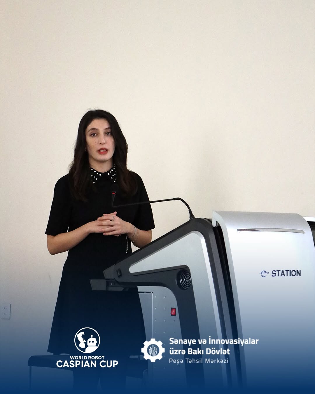 WRCC 2026 infosessiyada çıxış edən məruzəçi